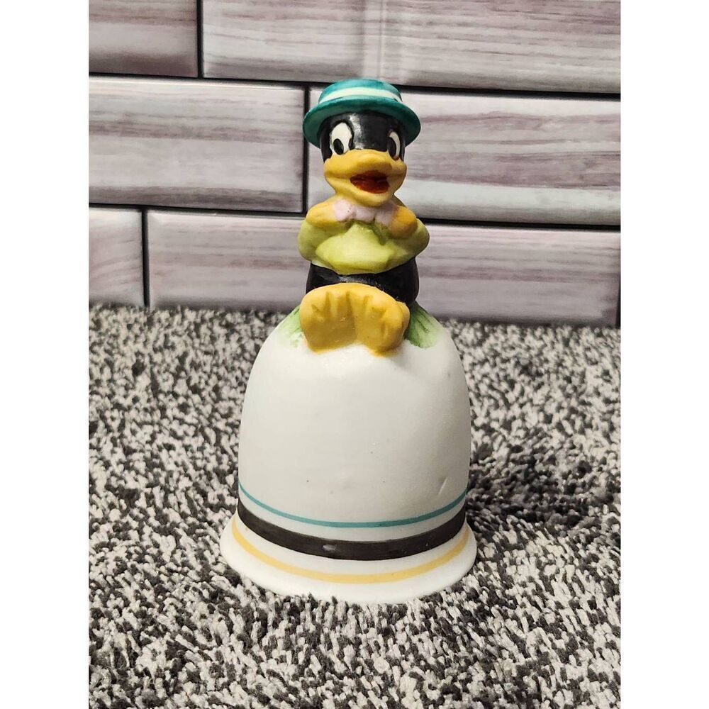 Warner Bros., Inc. “Daffy Duck” Bell vintage 1979